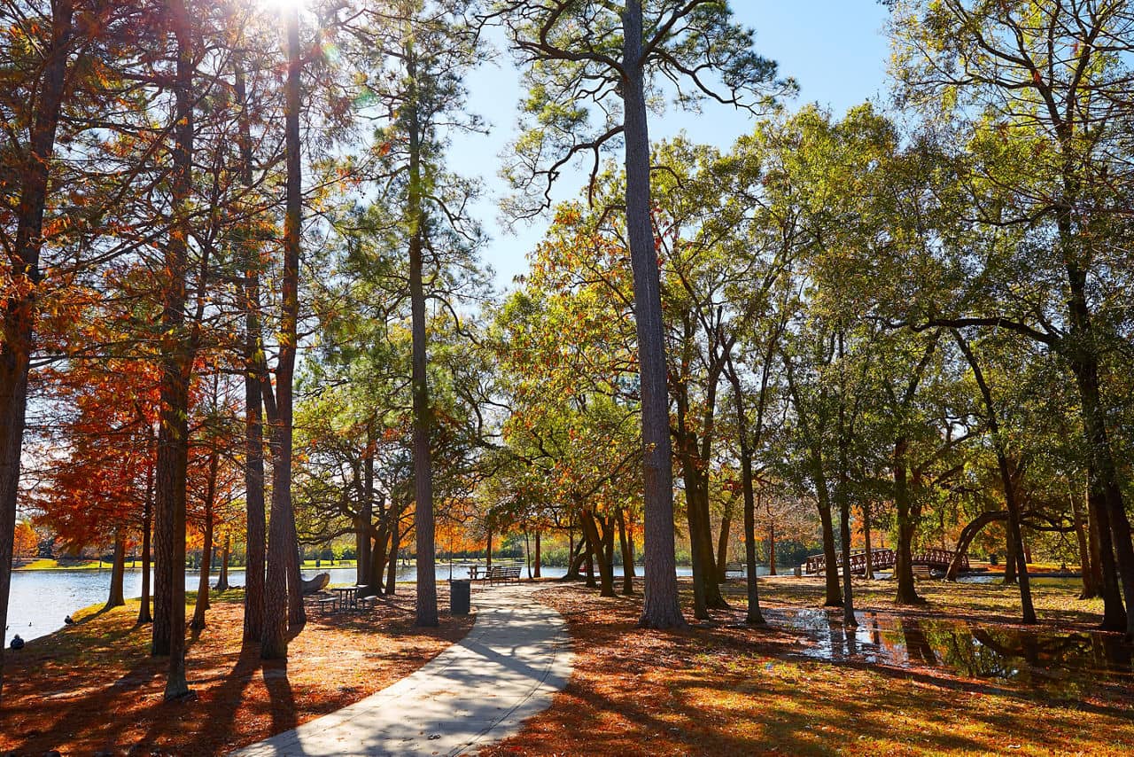 Houston Hermann park conservancy track at autumn in Texas